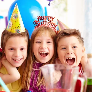children-celebrating-birthday-party (1)